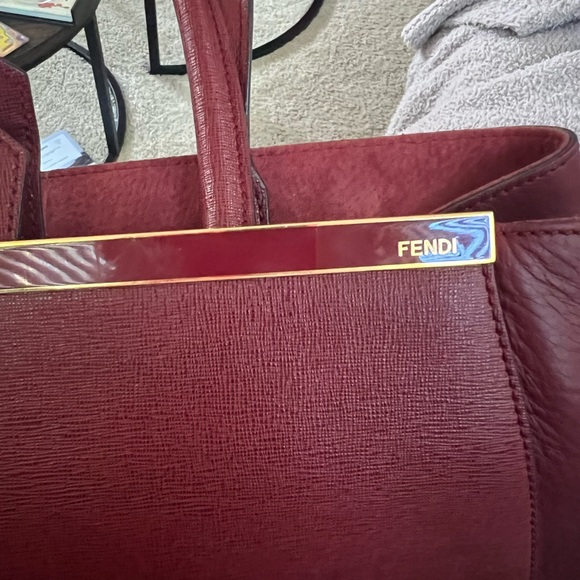 Perfect Condition Fendi 2 Jours Bag-Authentic - Picture 2 of 10